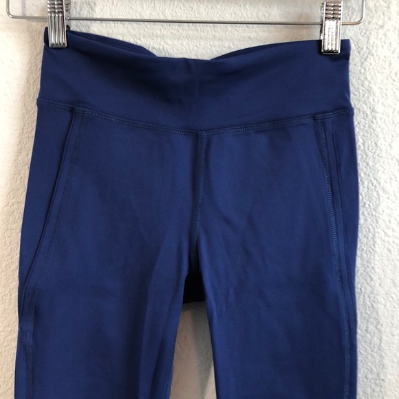 NEW! FP MOVEMENT infinity leggings - Picture 7 of 11